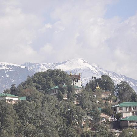Oyo 28425 Dal Lake Resort Dharamshala Exterior photo