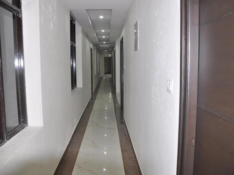 Oyo 28425 Dal Lake Resort Dharamshala Exterior photo